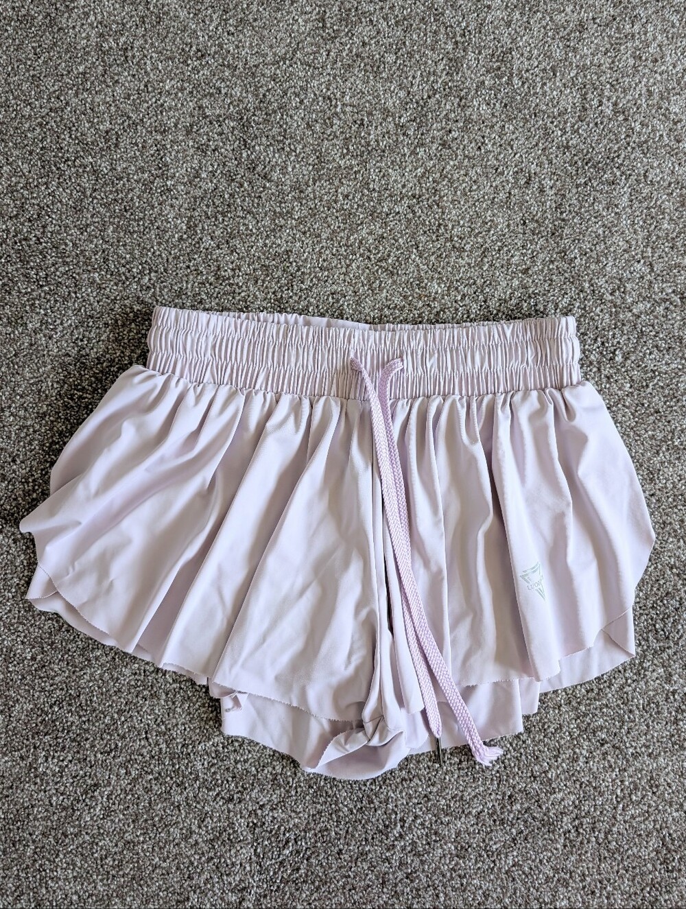 Light Purple Flowy 2-in-1 Butterfly Shorts with Phone Pocket - S